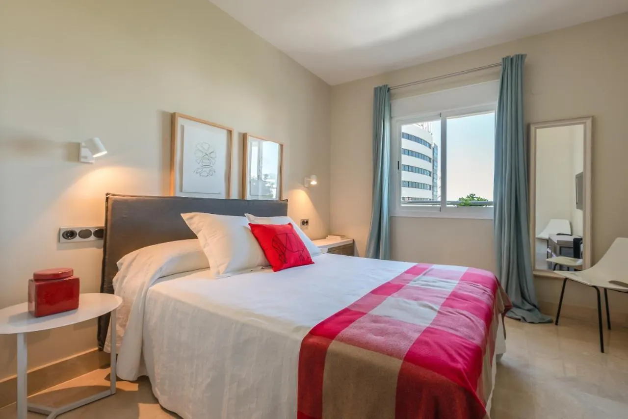 Exclusive 2 Beds Apartment On Marbella Promenade